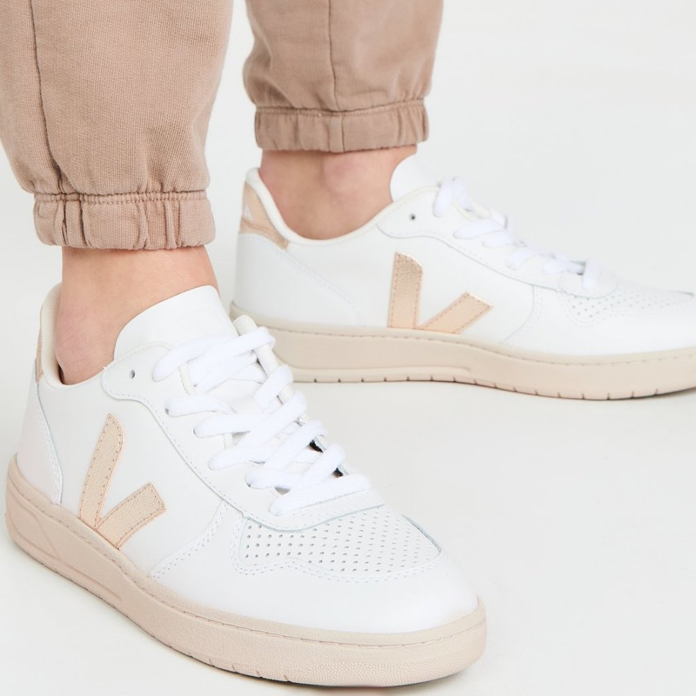 Veja  V-10 Leather Sneaker
